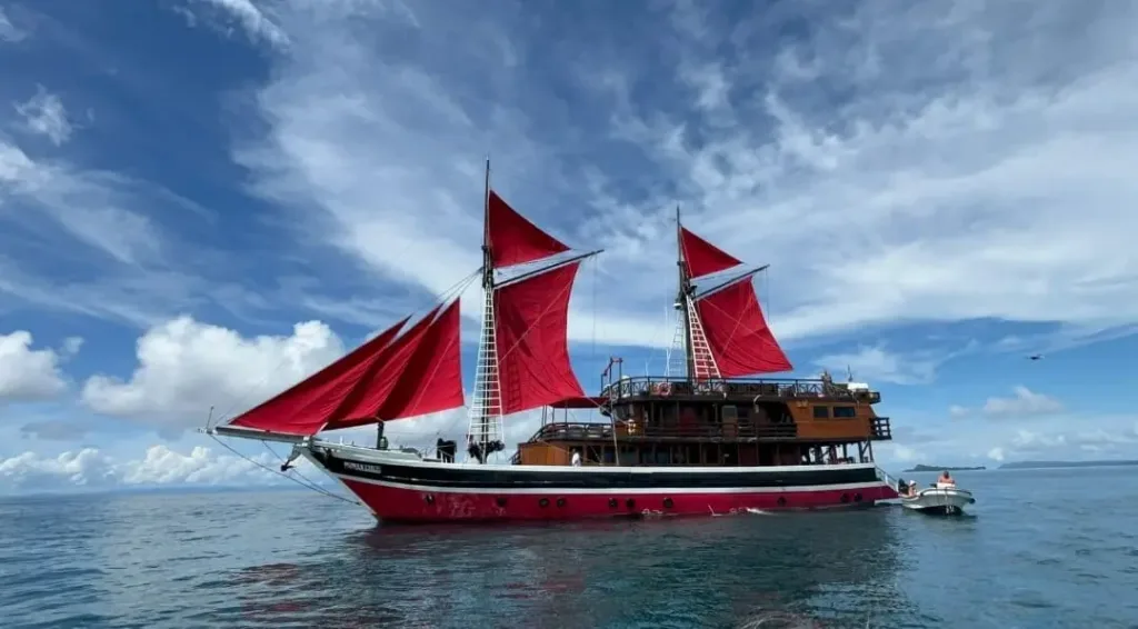 Raja Ampat: Indonesiaโs Hidden Marine Tourism Gem Draws Global Dive Operators in 2025 Promotion Campaign